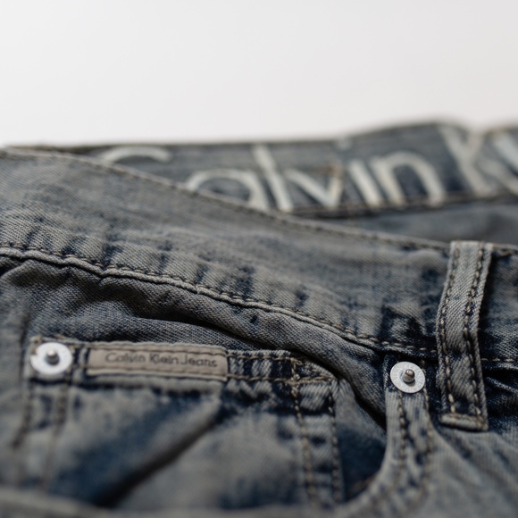 Calvin Klein Jeans Jorts - Picture 3 of 6